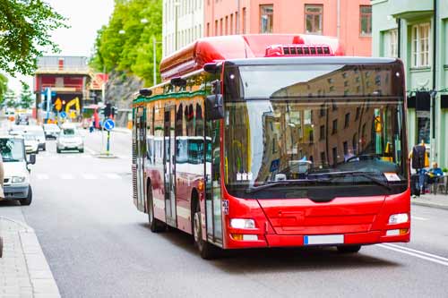 Exteriör på en svensk buss.